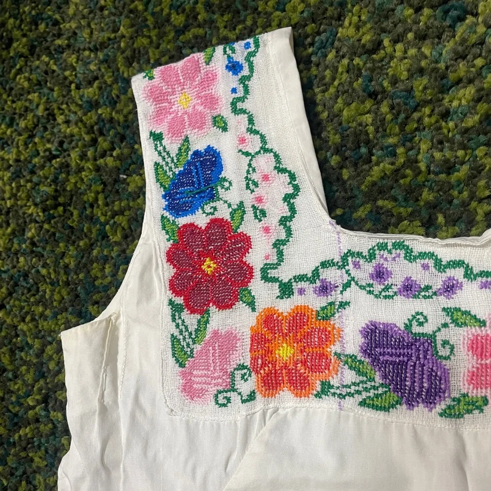 Vintage Handmade Embroidered Sack Dress Floral - Women’s Size Medium - Picture 9 of 9